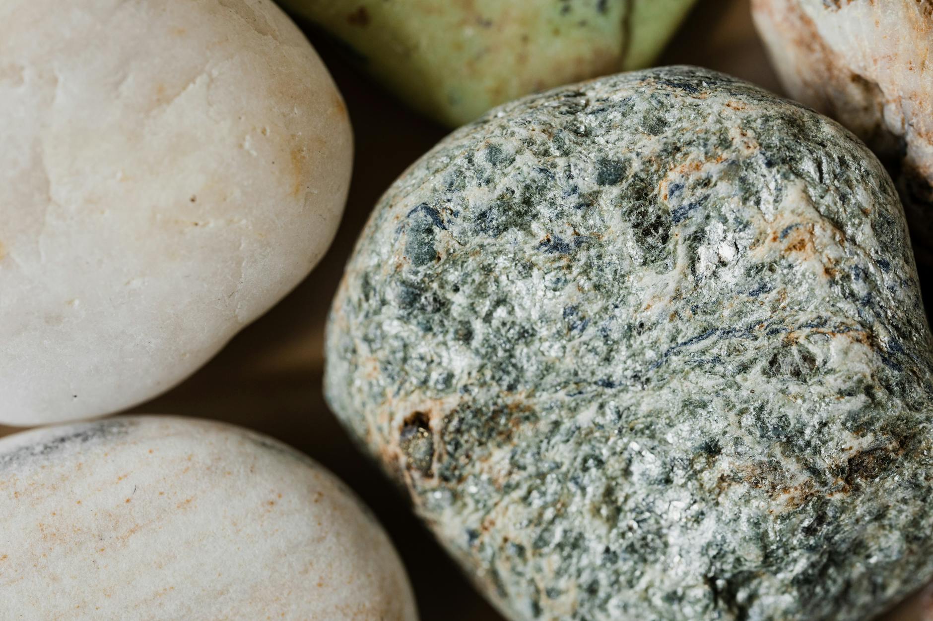 گرانیت: راهنمای جامع و تخصصی با زیبایی و کاربردهای بی‌نظیر