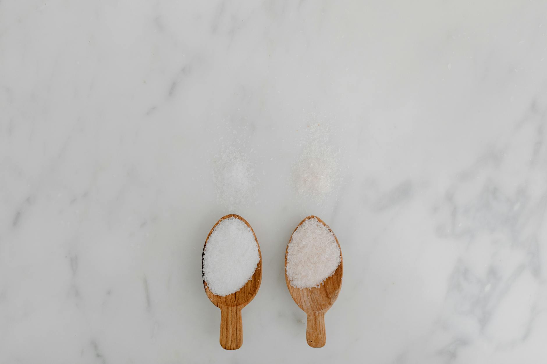 راهنمای جامع و تخصصی درباره سنگ مرمریت: ویژگی‌ها و کاربردها