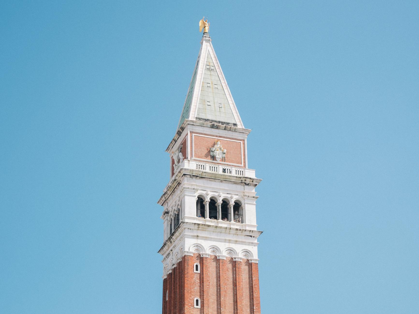 راهنمای کامل و تخصصی درباره سنگ مرمر: ویژگی‌ها و کاربردها